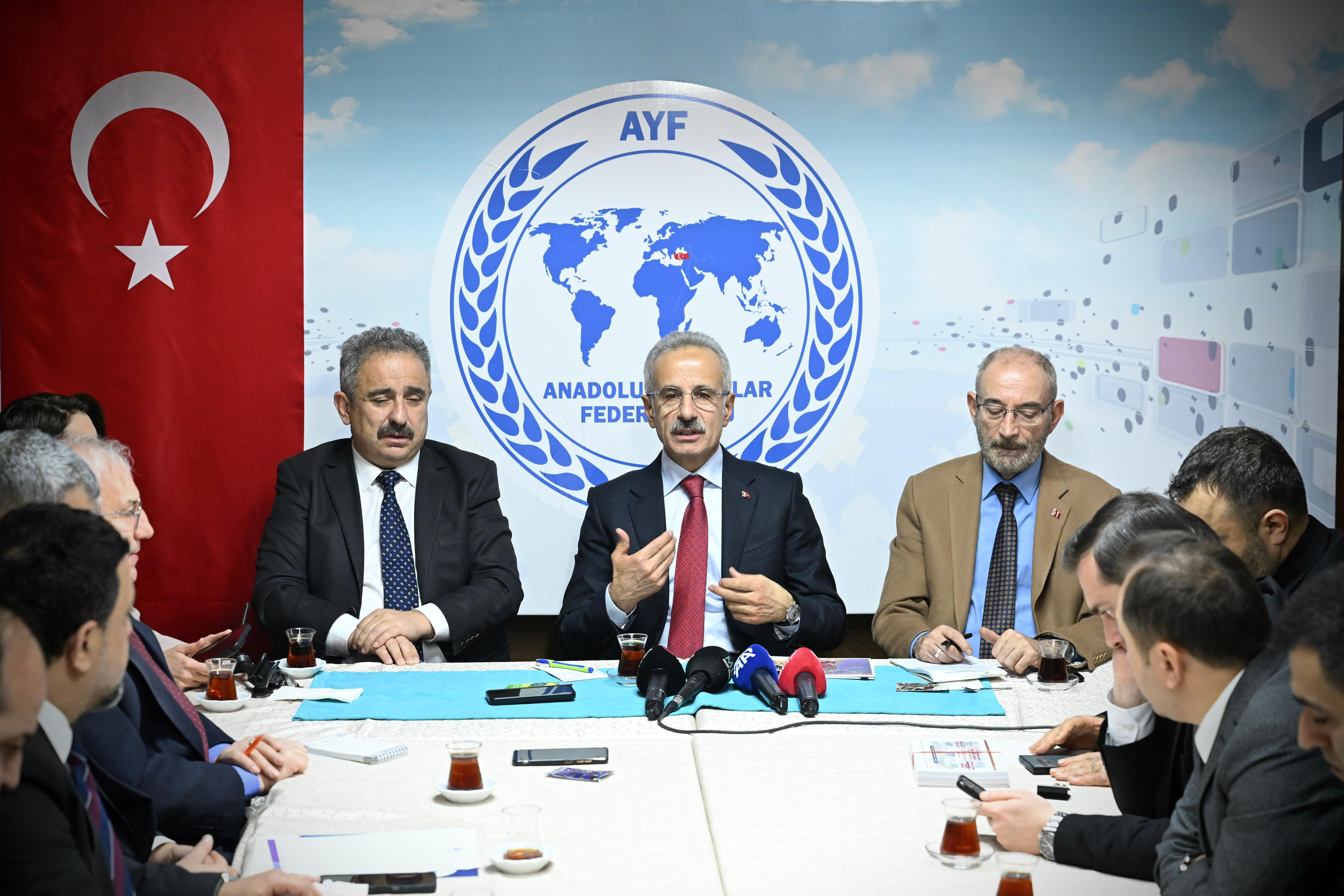 Şam Havalimanı'nın Yeniden Faaliyete Geçirilmesi İçin Çalışmalar Başladı