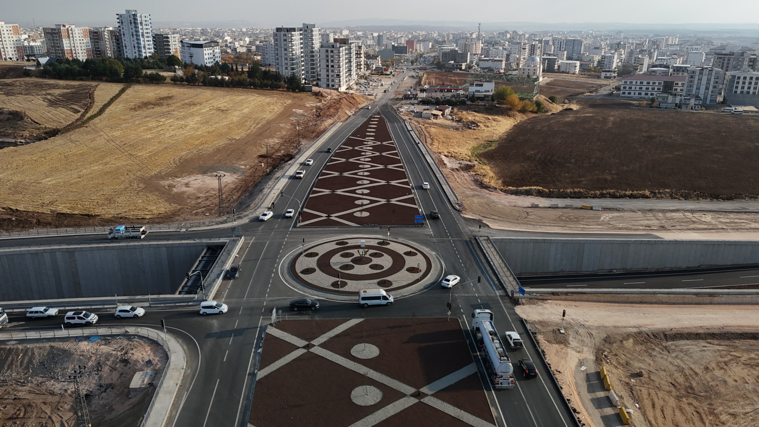 Kahta-Siverek Yolu Projesi ile Seyahat Süresi 25 Dakikaya Düşüyor